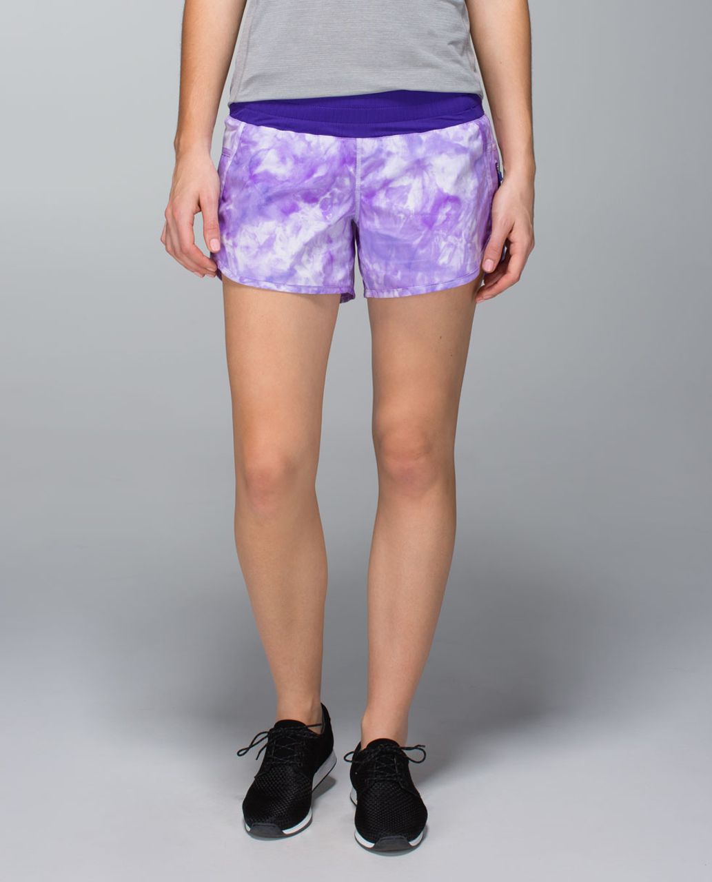 Lululemon Tracker Short II *2-way Stretch - Spray Dye Cool Breeze Bruised Berry / Bruised Berry