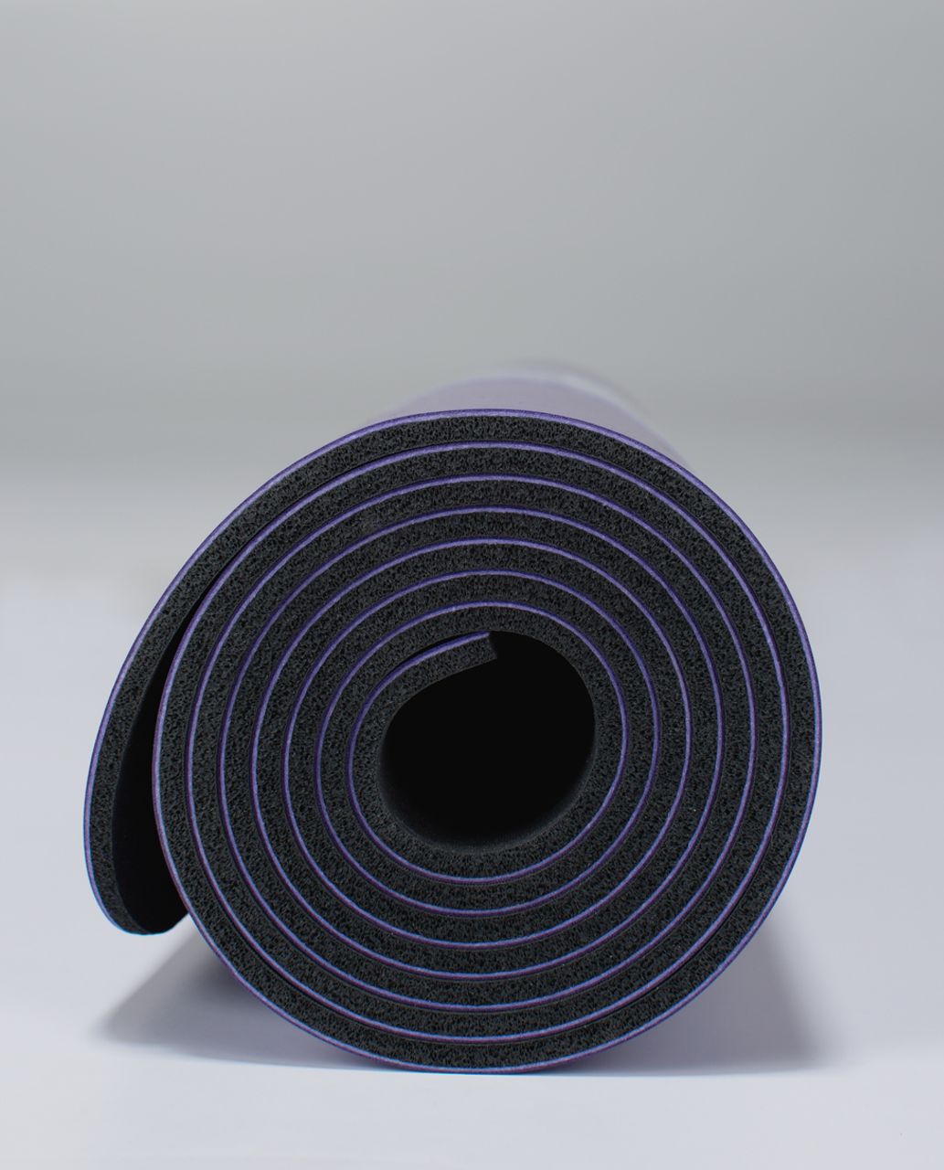 Lululemon The Mat - Power Purple / Deep Coal