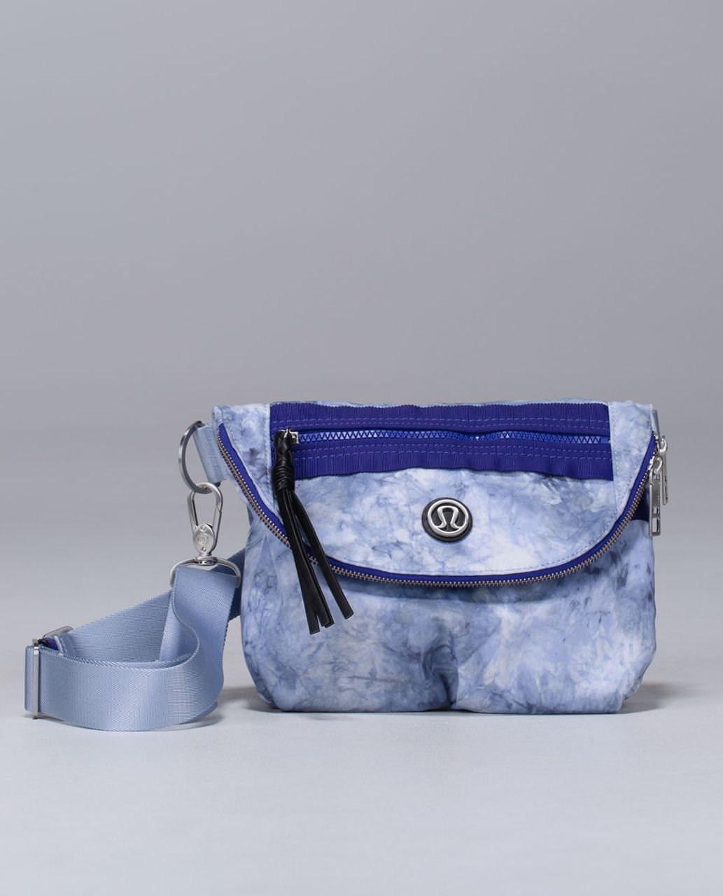 Lululemon Festival Bag - Spray Dye Cool Breeze Bruised Berry / Black