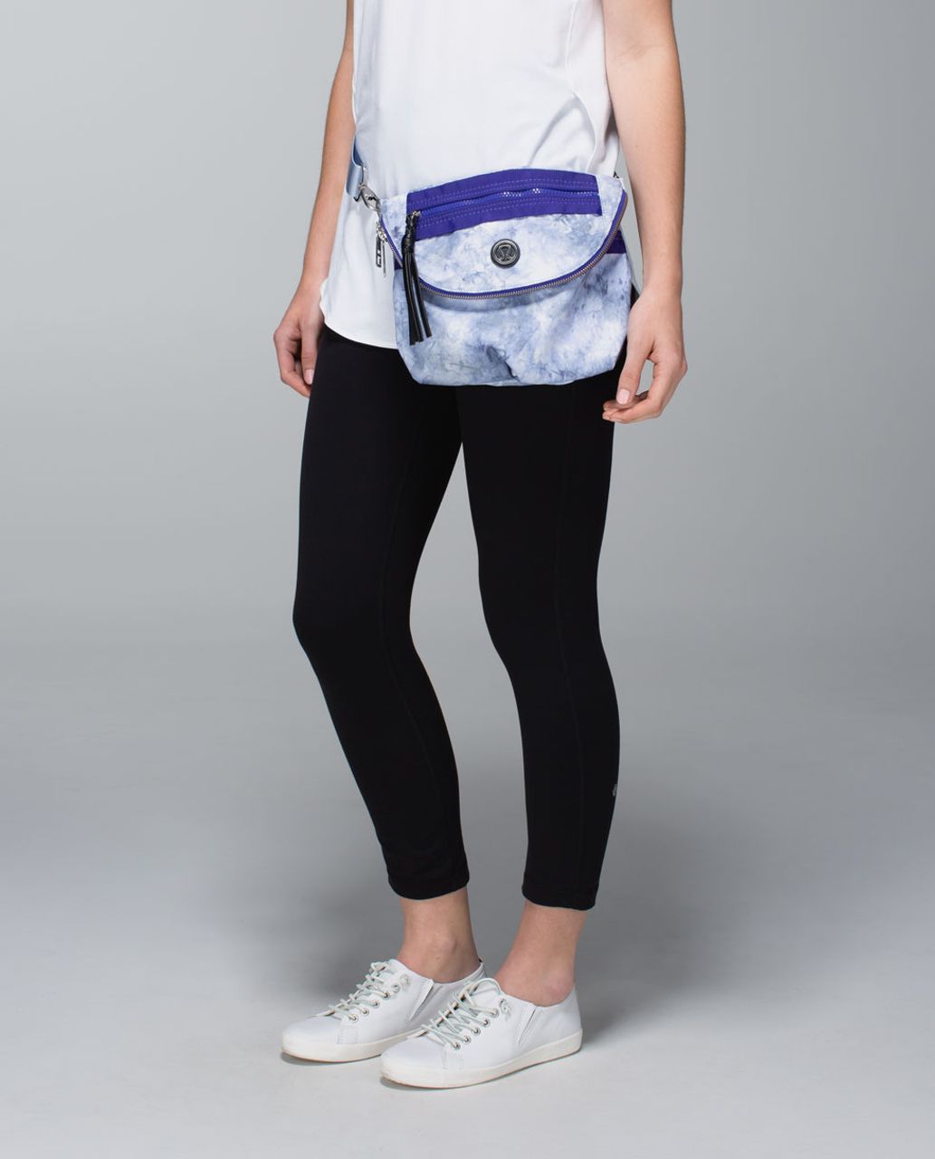 Lululemon Festival Bag - Spray Dye Cool Breeze Bruised Berry / Black