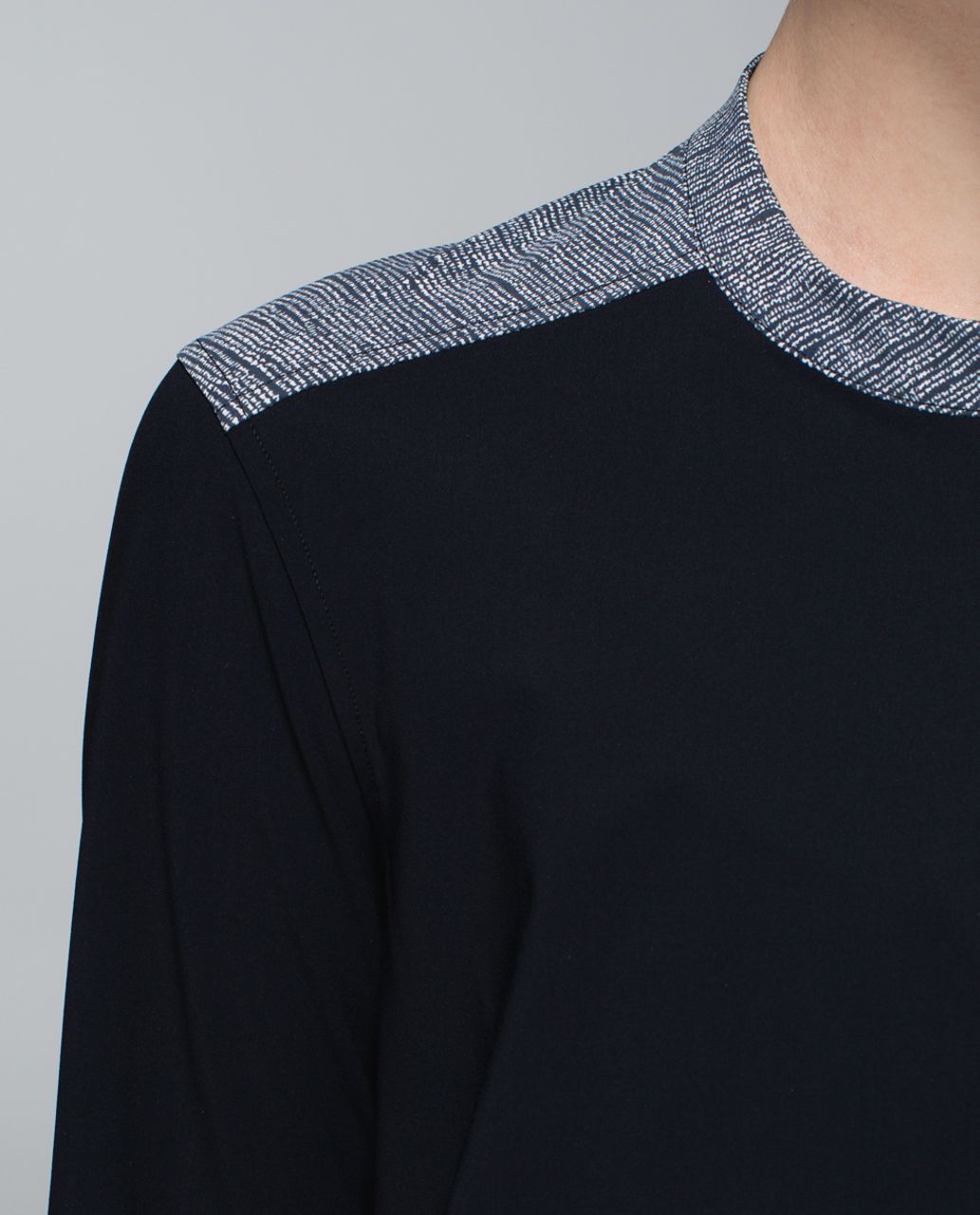 Lululemon Get It On Blouse - Black / Burlap Texture Black Dune