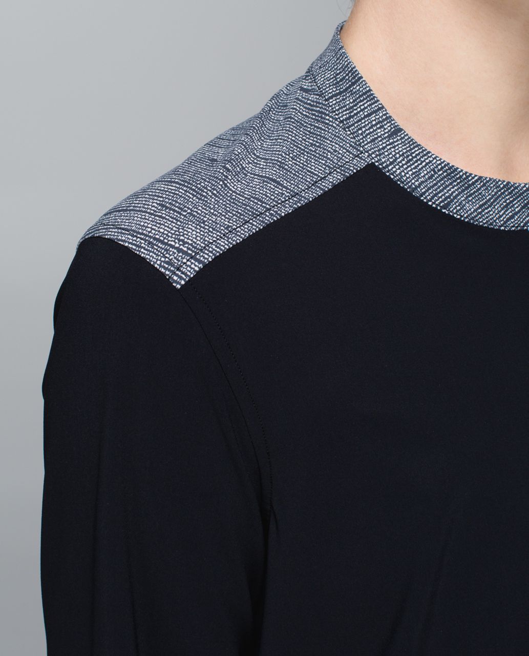 Lululemon Get It On Blouse - Black / Burlap Texture Black Dune