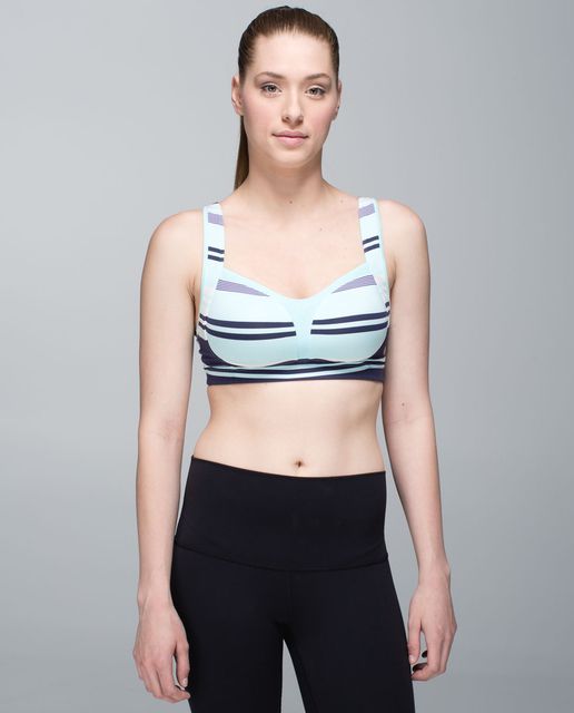 Lululemon Ta Ta Tamer II (C-E cup) - Cadet Blue - lulu fanatics