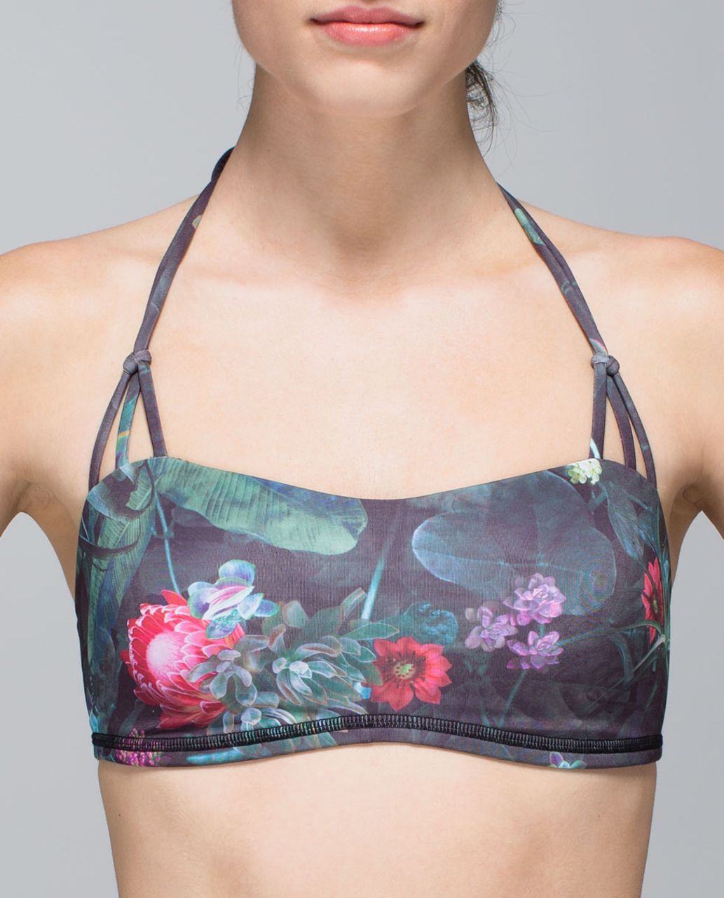 sports bra with cups