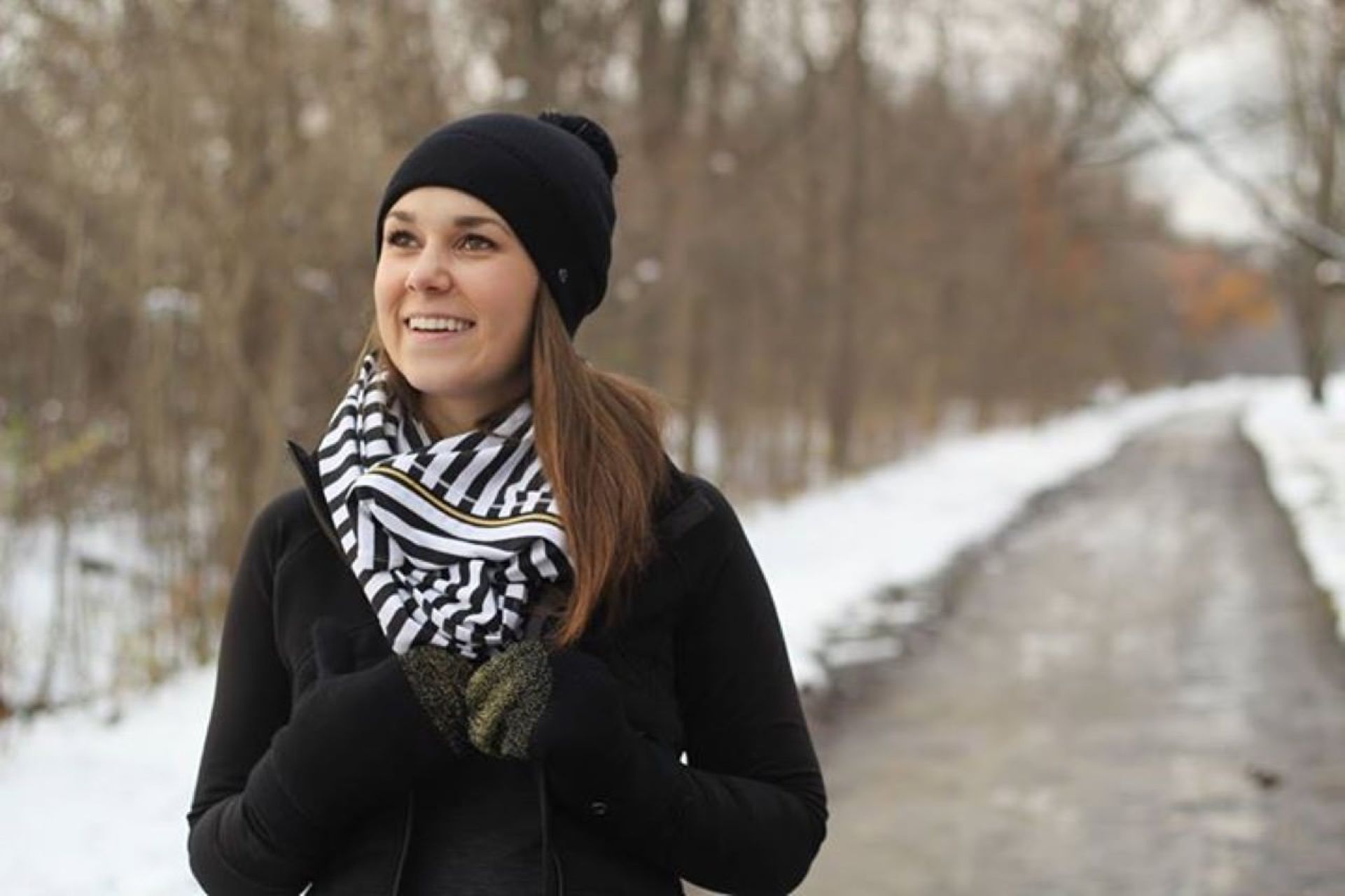 lululemon zipper scarf