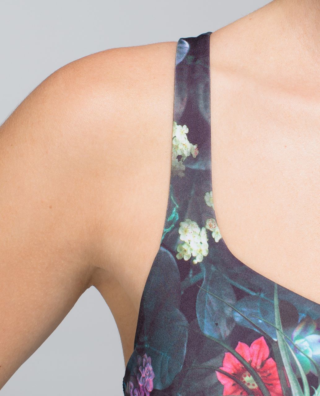 Lululemon Free To Be Bra - Curious Jungle Multi / Black