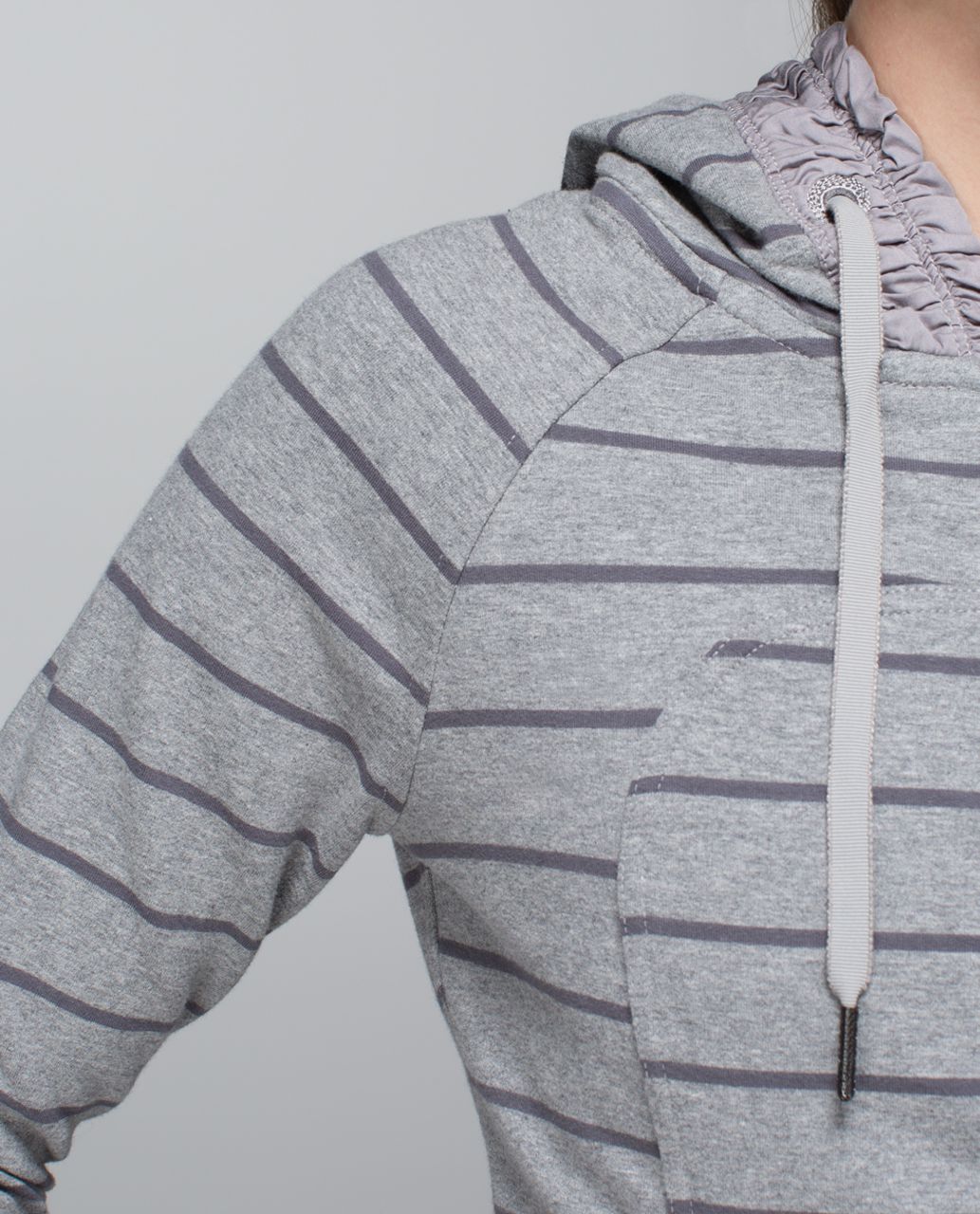 Lululemon Movement Jacket - Cayman Stripe Heathered Medium Grey / Ambient Grey