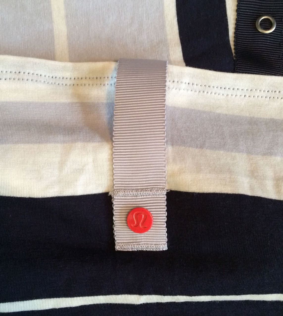 Lululemon Vinyasa Scarf *Vitasea - Beach Blanket Stripe Alarming Naval Blue