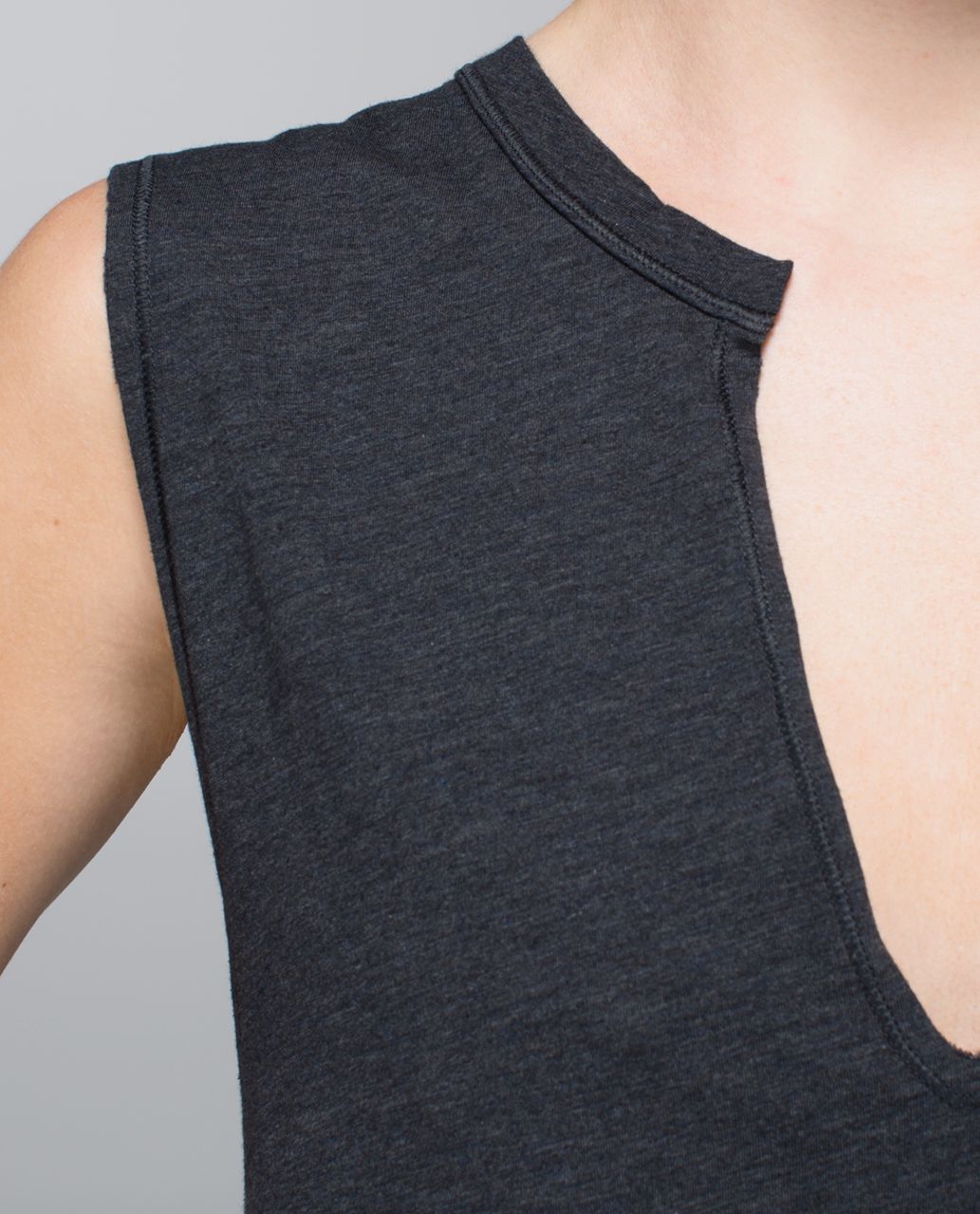 Lululemon Yogi Cut Off Tee - Heathered Black