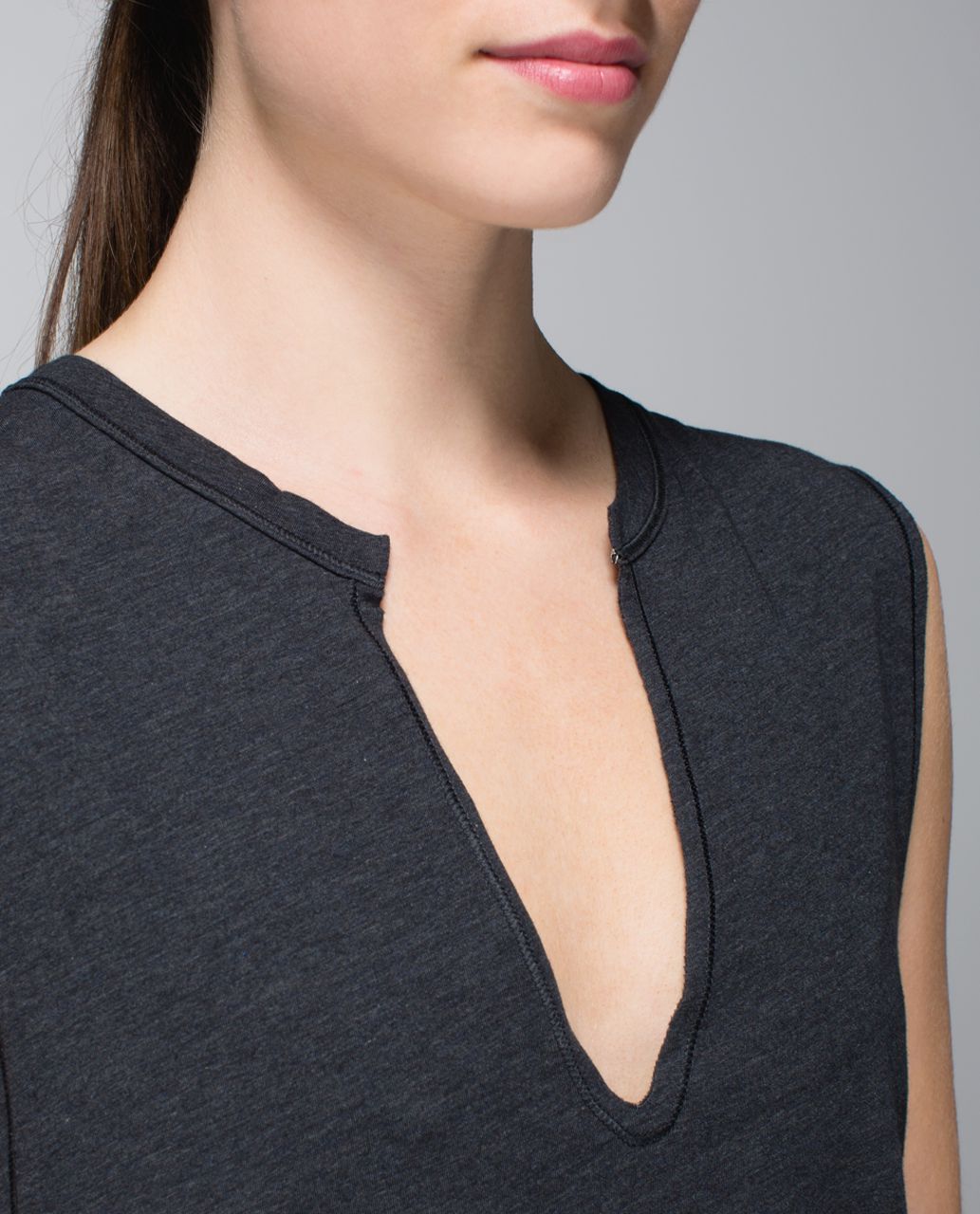 Lululemon Yogi Cut Off Tee - Heathered Black