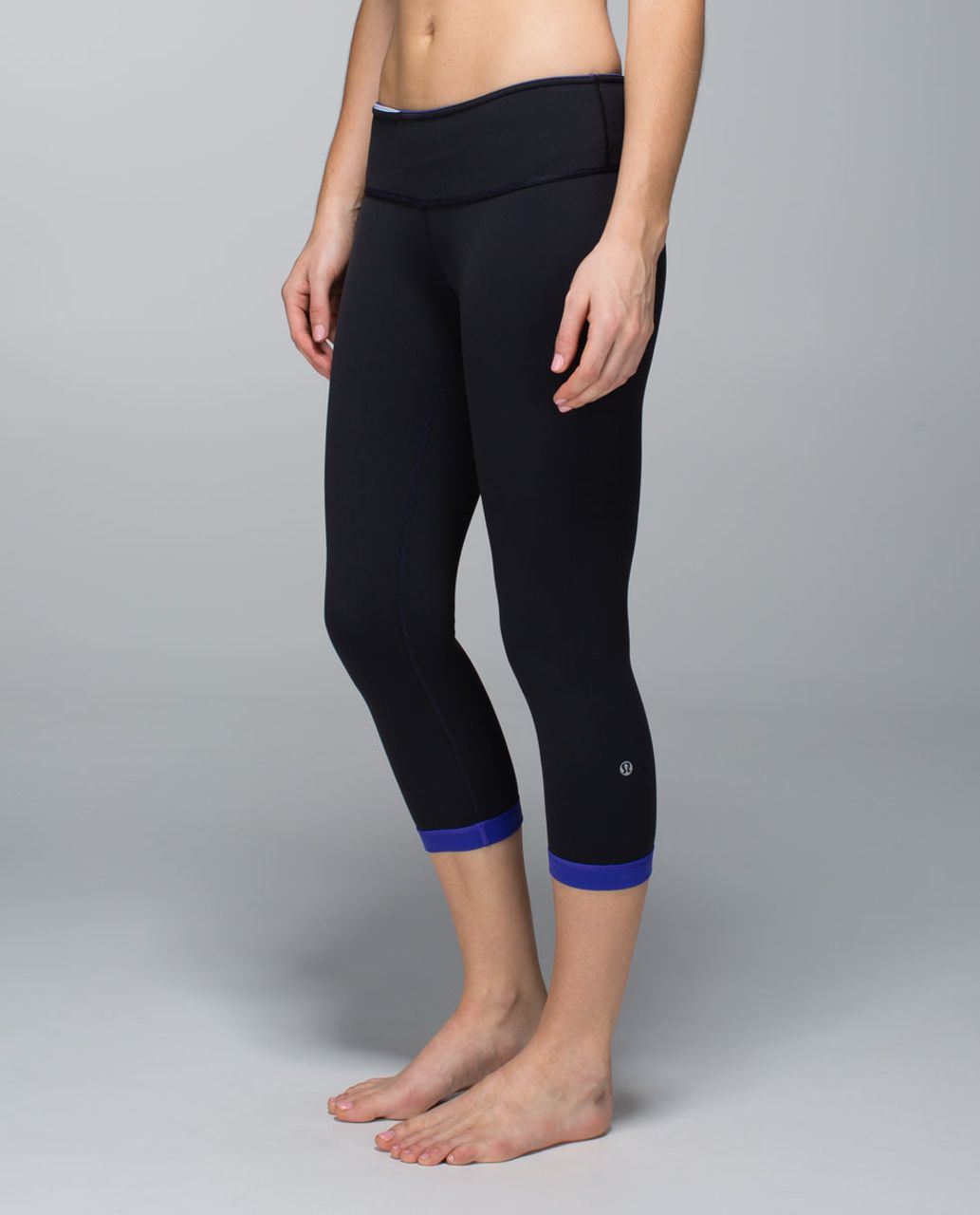 Lululemon Wunder Under Crop (Reversible) - Bruised Berry / Black