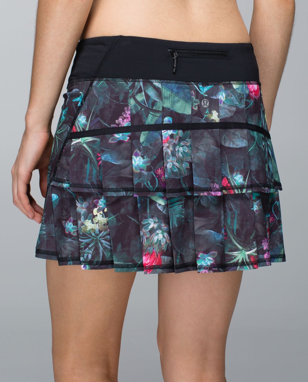 Size 4 - Lululemon Run: Pace Setter Skirt (Regular) *4-way Stretch – Your  Next Gem