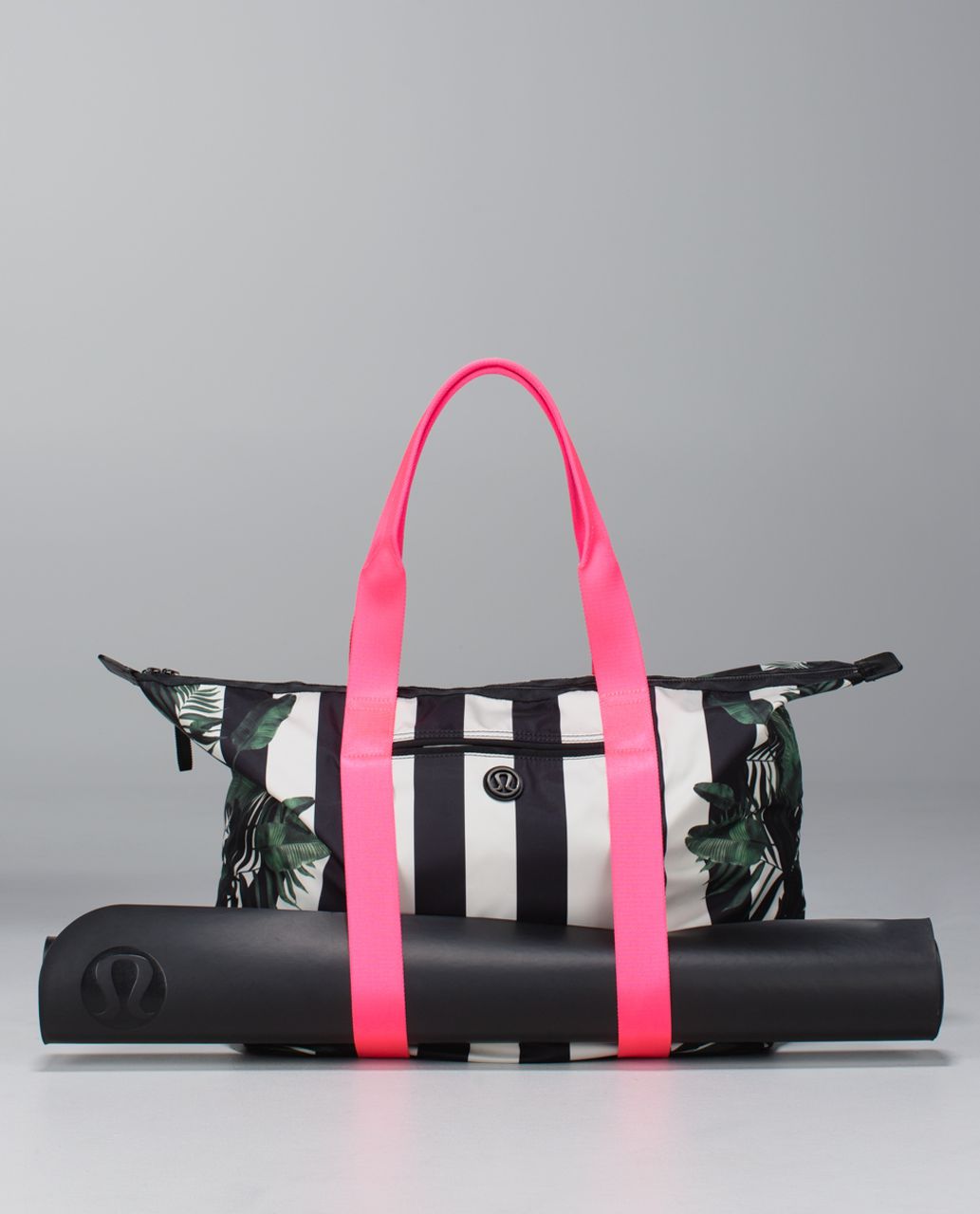 Lululemon All Day Asana Tote - All Day Asana Palm Play Black Angel Wing