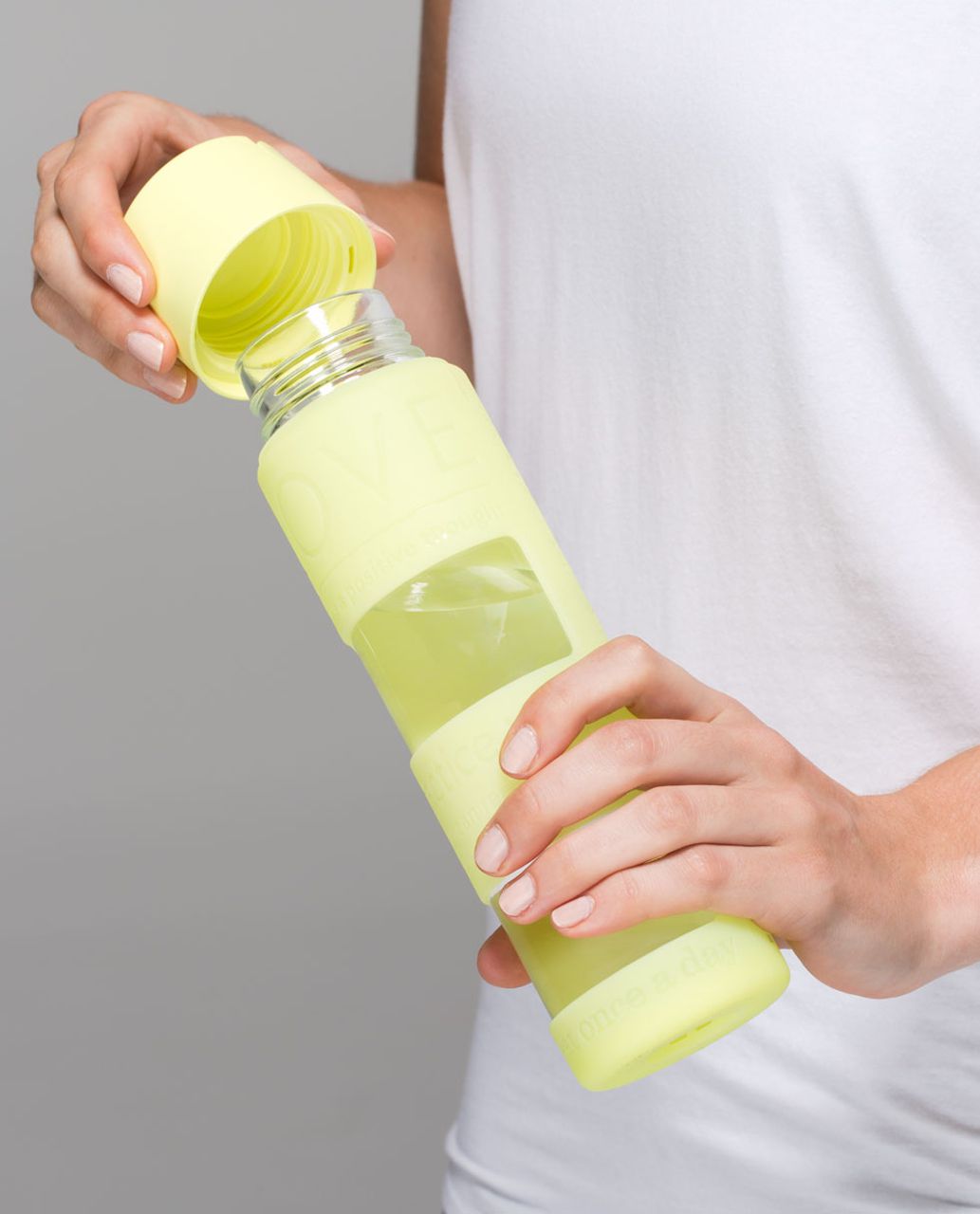 Lululemon Pure Focus Glass Water Bottle - Sheer Lemon