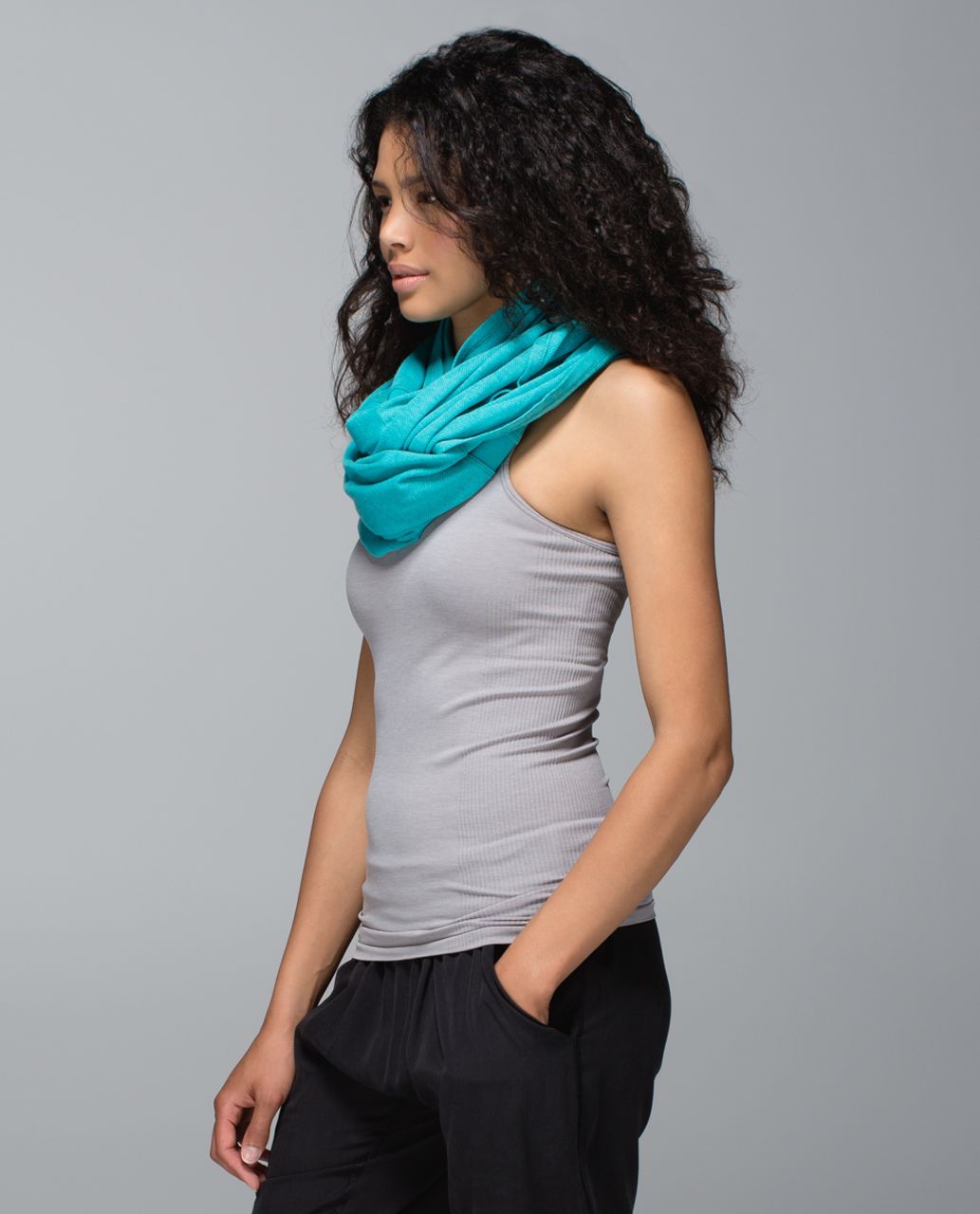 Lululemon Sun Salutation Circle Scarf - Heathered Blue Tropics