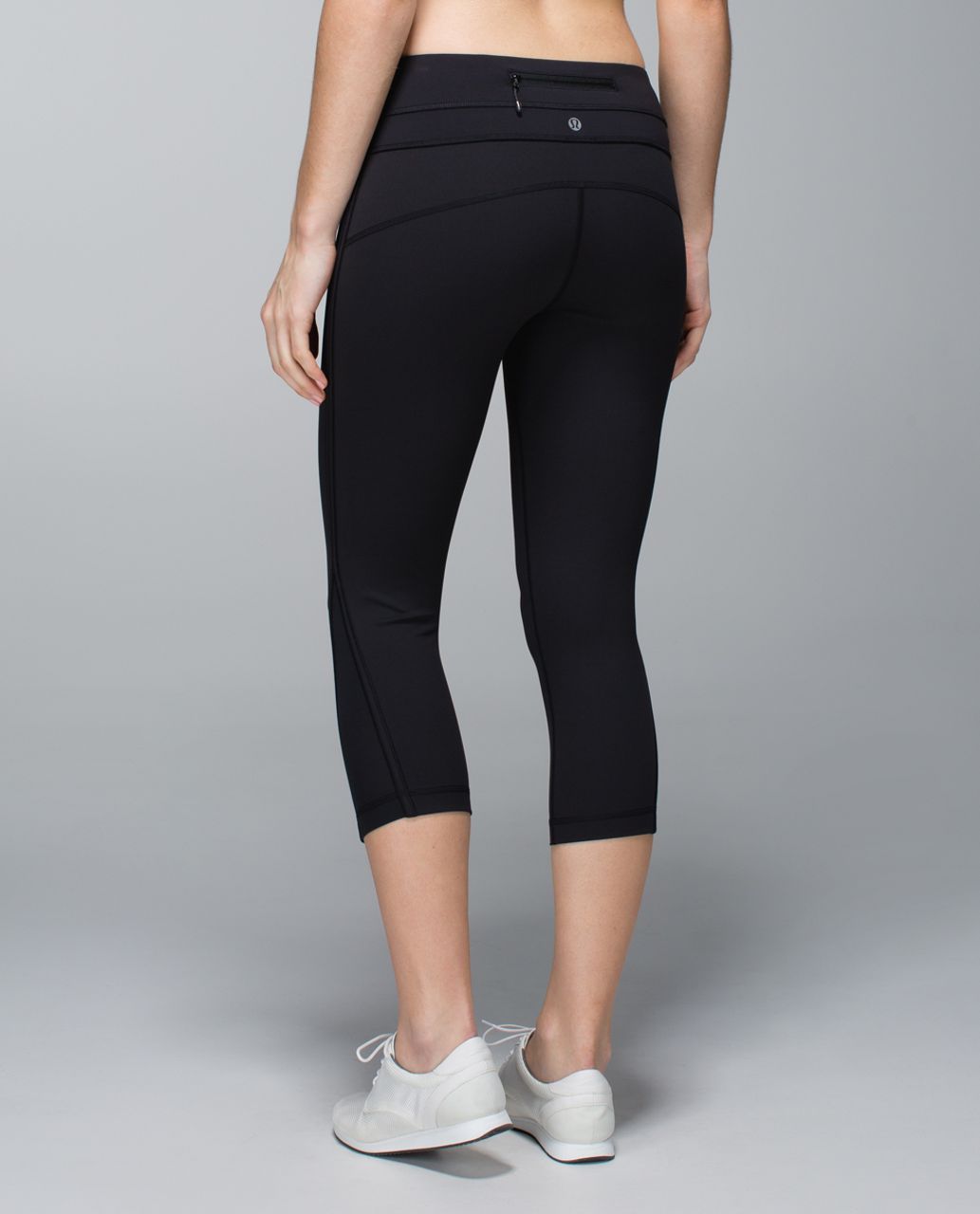 lululemon tights with zipper pockets