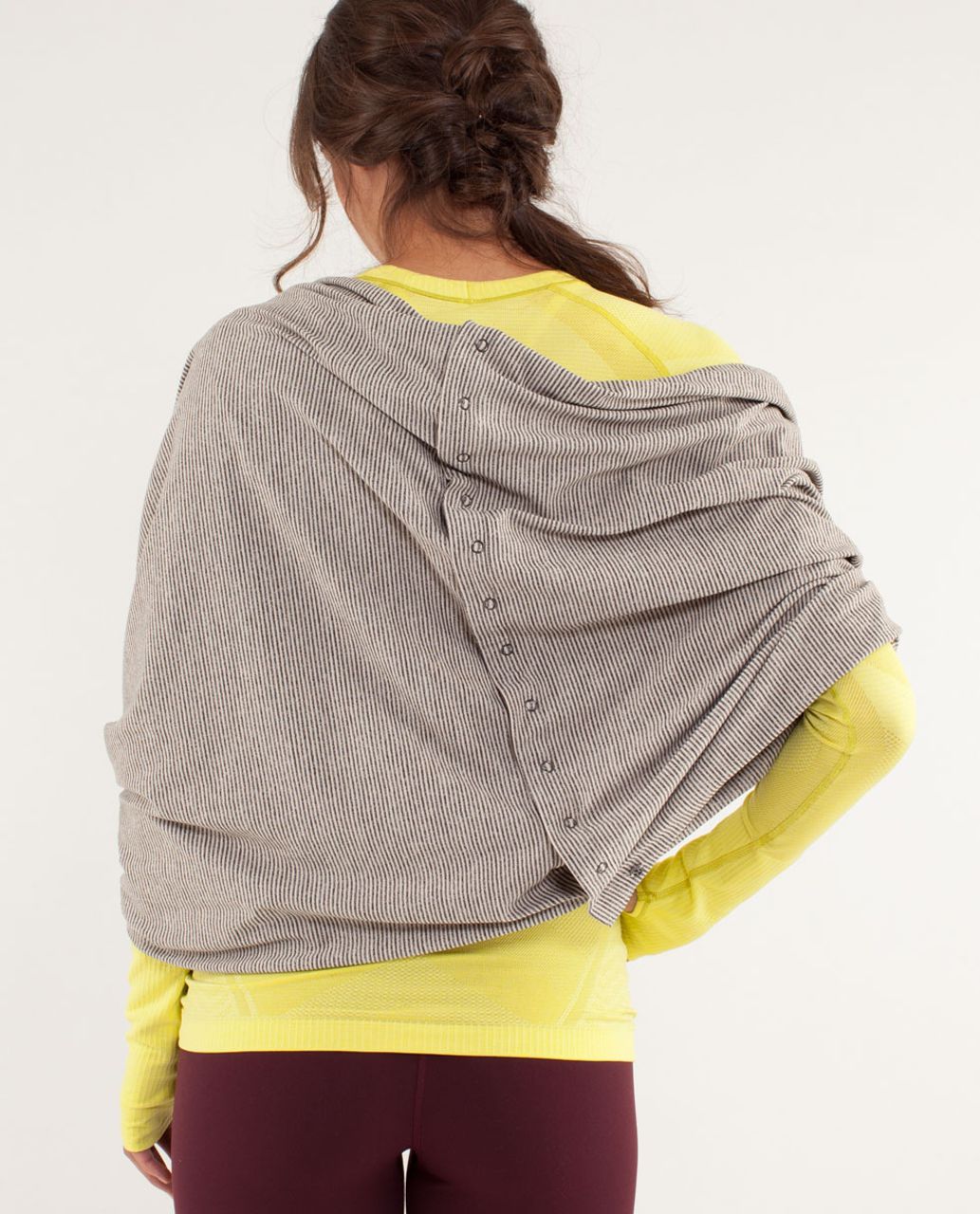 Lululemon Vinyasa Scarf *Rulu - Tonka Stripe Cashew / Heathered Black