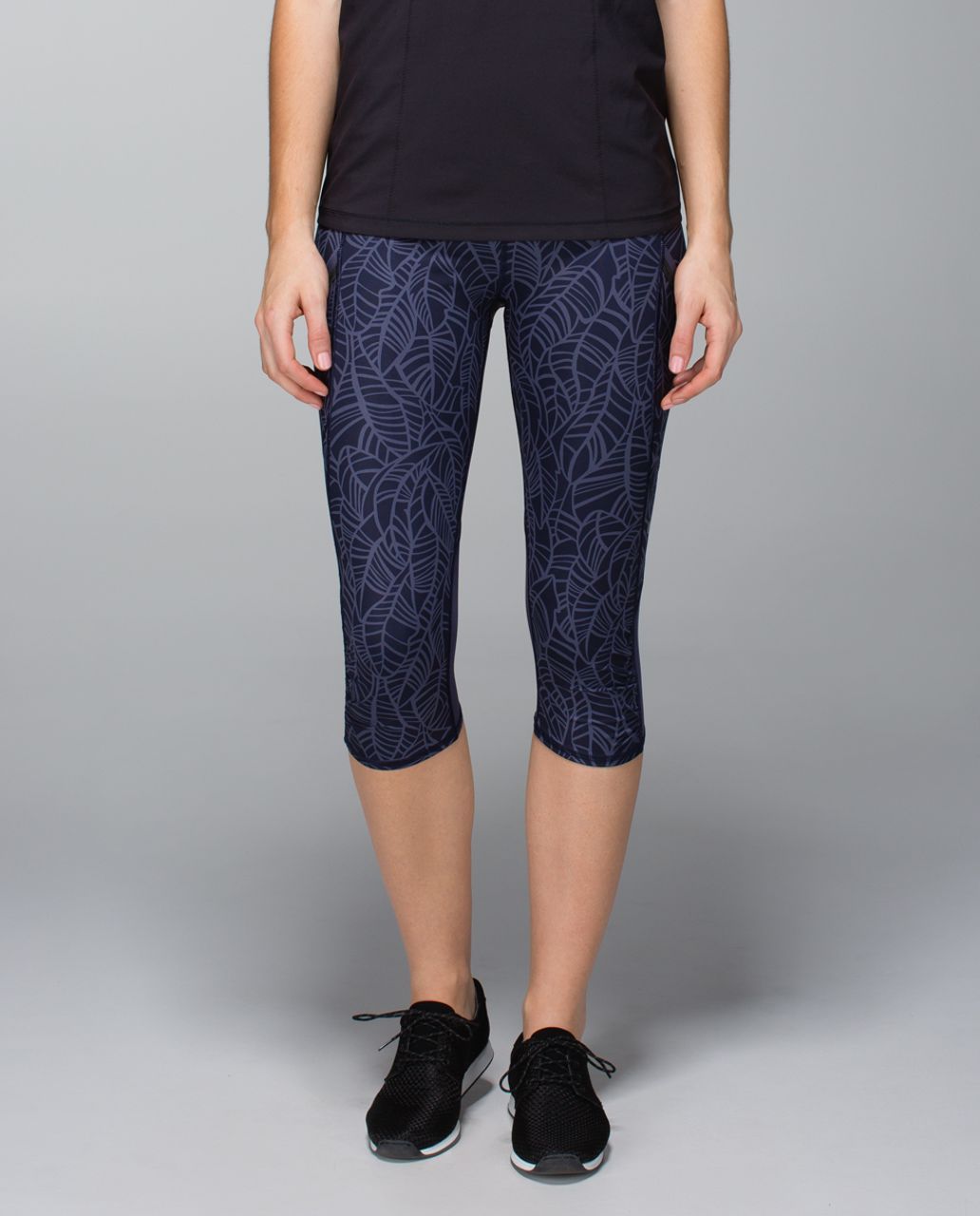 Lululemon Run A Marathon Crop II - Pretty Palm Cadet Greyvy / Cadet Blue