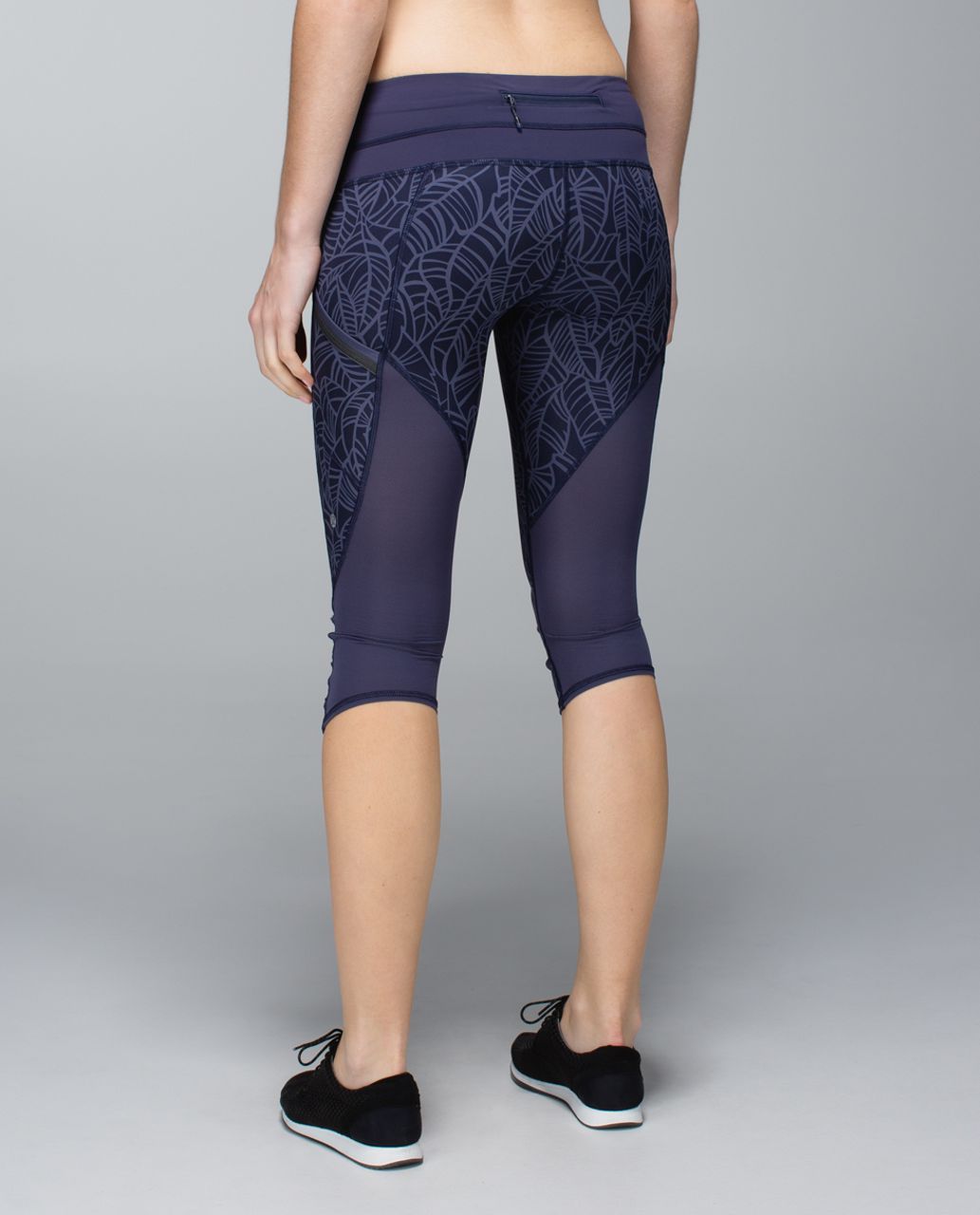 Lululemon Run A Marathon Crop II - Pretty Palm Cadet Greyvy / Cadet Blue