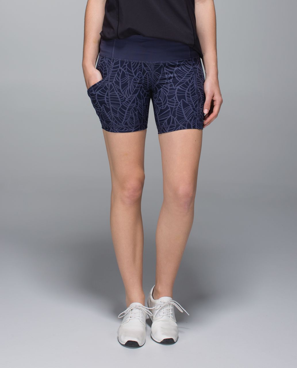 Lululemon Run:  Dart & Dash Short *Block-It Pocket - Pretty Palm Cadet Greyvy / Cadet Blue