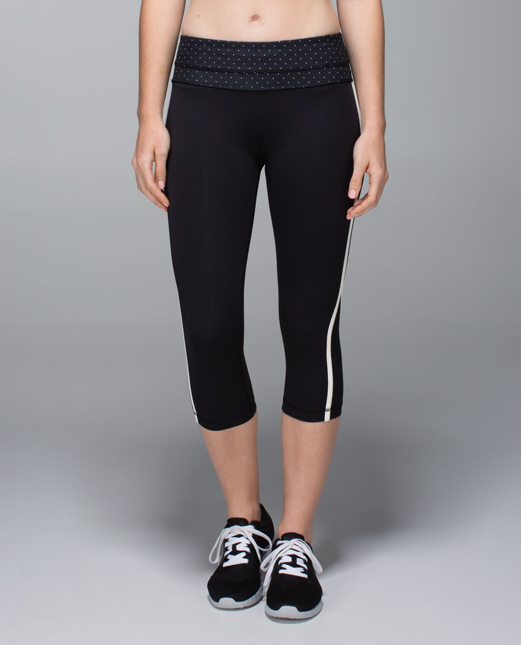 Lululemon Up The Pace Crop - Black / Sweet Spot Black Angel Wing / Angel Wing