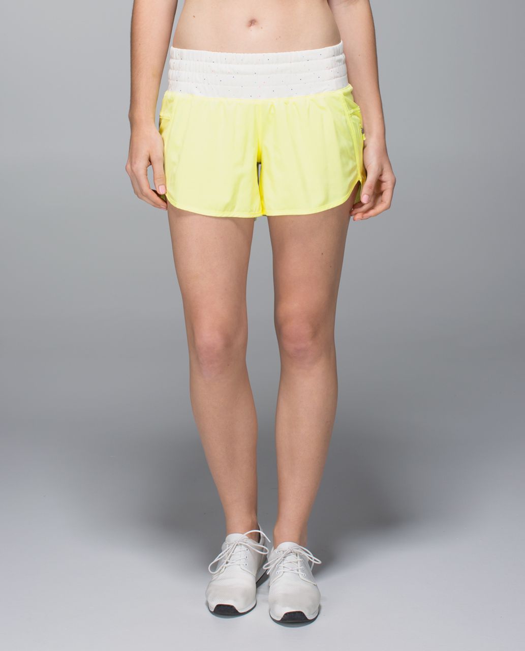 Lululemon Tracker Short II *4-way Stretch - Sheer Lemon / Sweet Spot Angel Wing