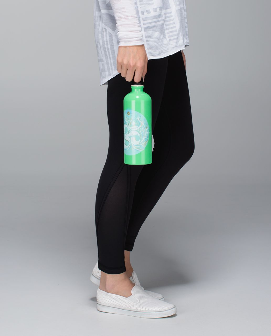 Lululemon Sigg 1L Water Bottle - I Love Pigeon Early Blue Black