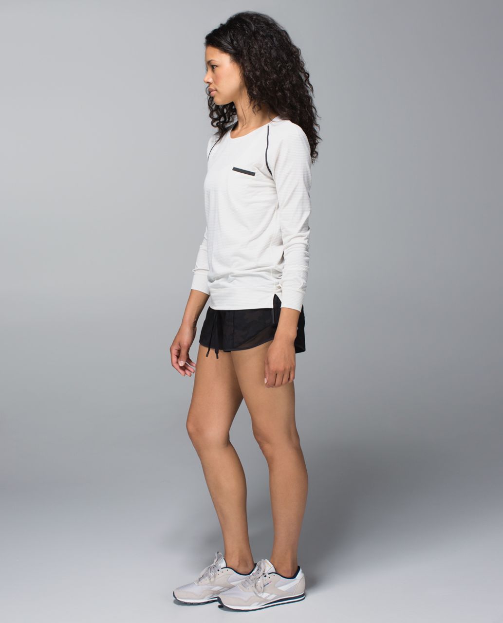 Lululemon Weightless Crew - Heathered Angel Wing