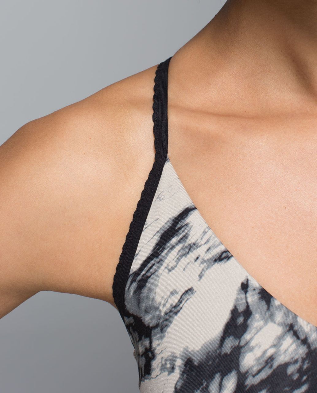 Lululemon Open Your Heart Tank - Great Granite Black Mojave Tan / Black