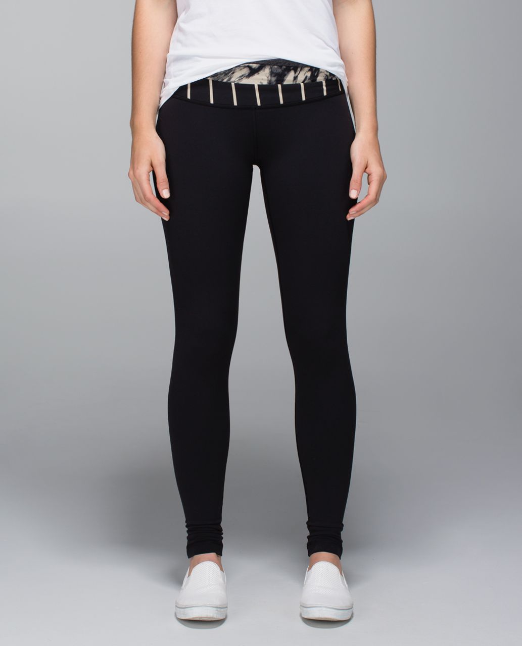 Lululemon Astro Wunder Under Crop II - Black - lulu fanatics