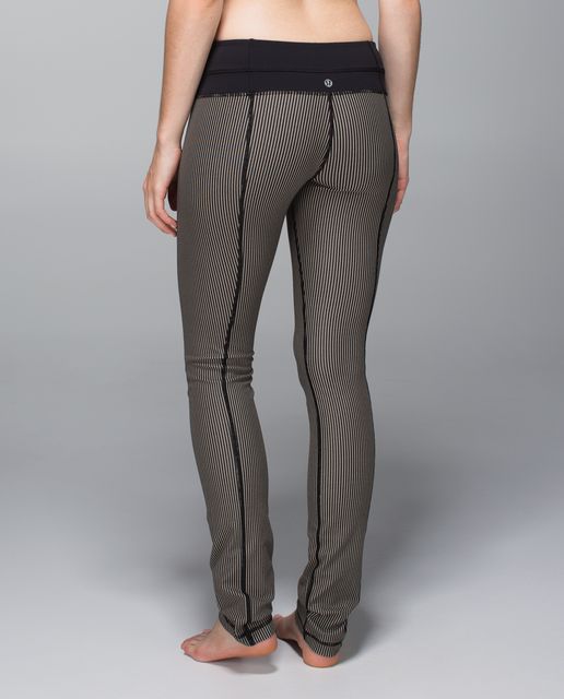 Lululemon Skinny Groove Pant II (Roll Down) - Black - lulu fanatics