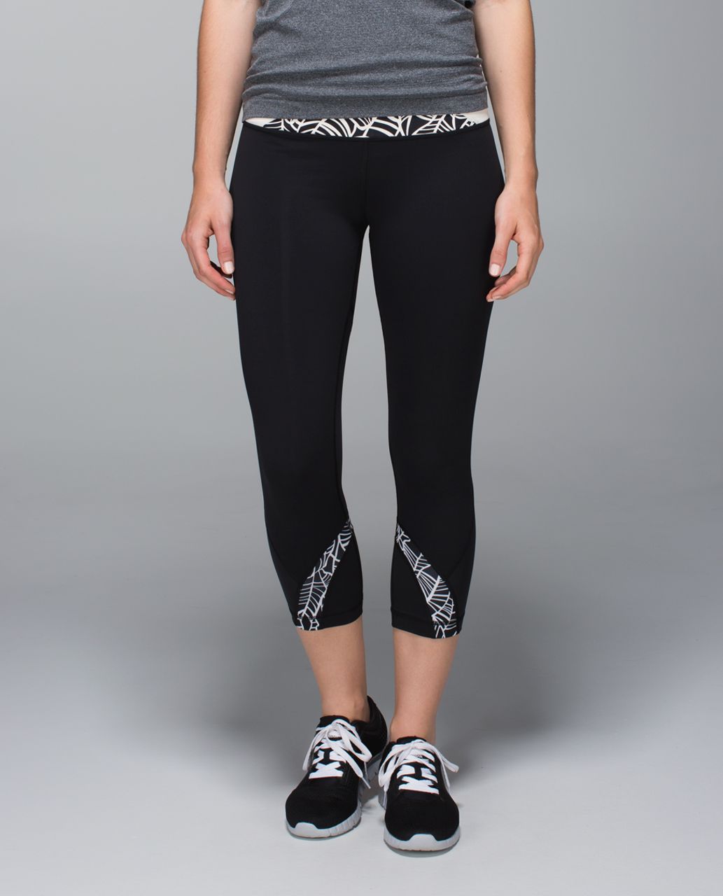 Lululemon Run: Inspire Crop II - Black / Pretty Palm Black Angel