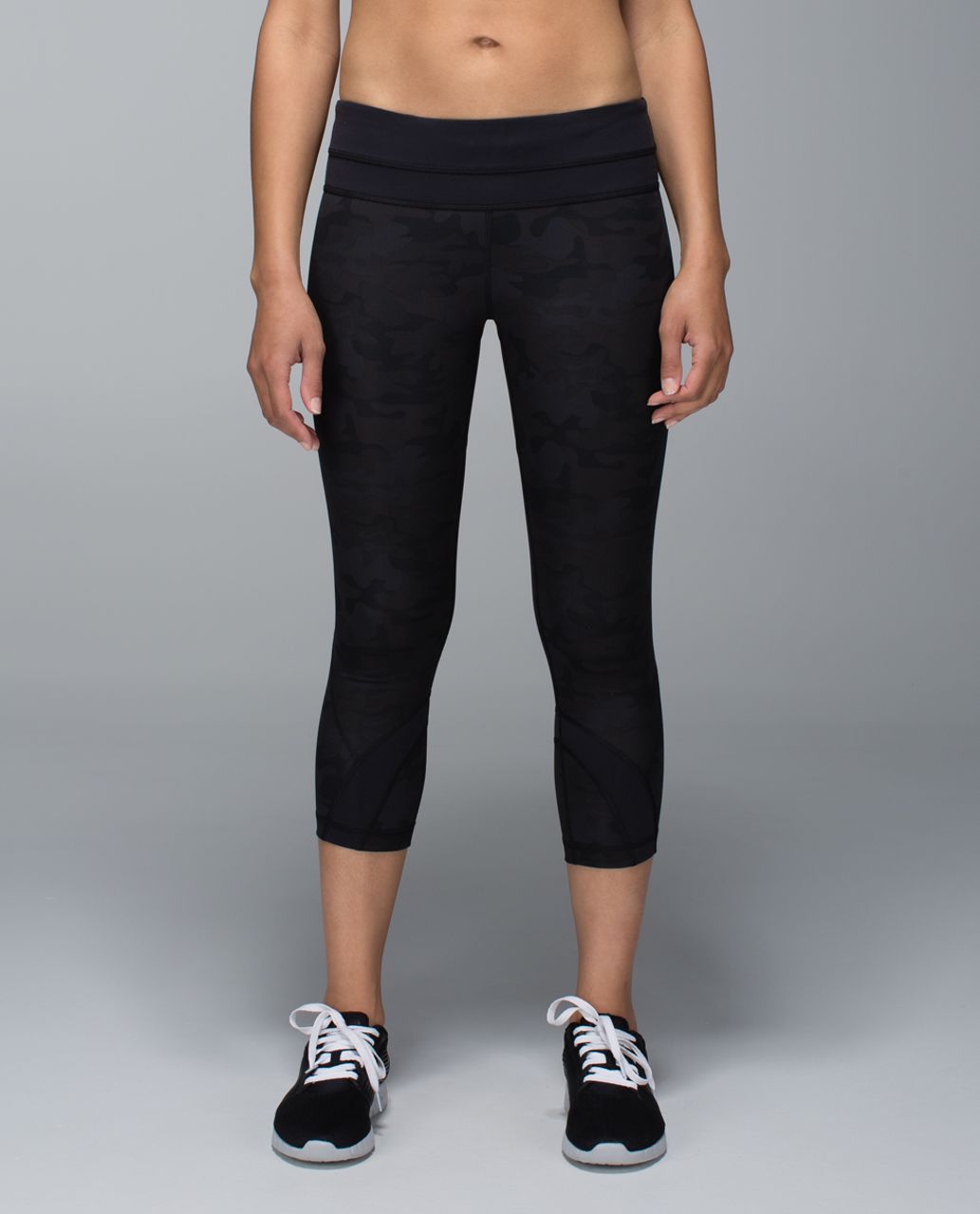 Lululemon Run:  Inspire Crop II *All Luxtreme (Print) - Savasana Camo 20cm New Black / Black