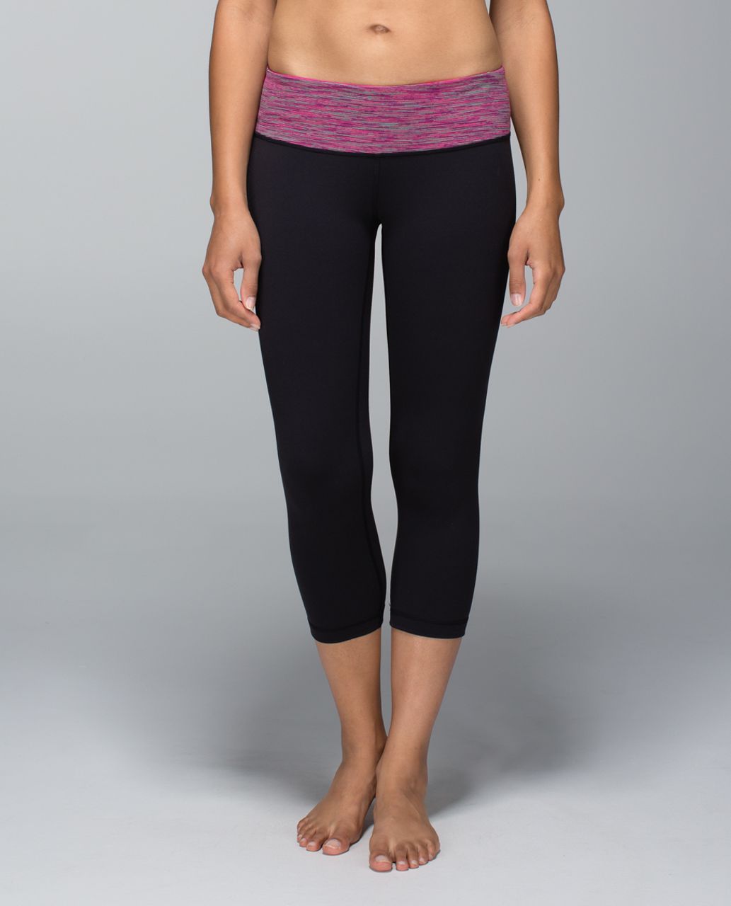 Lululemon Wunder Under Crop *Full-On Luon - Black / Wee Are From Space Jewelled Magenta / Jewelled Magenta