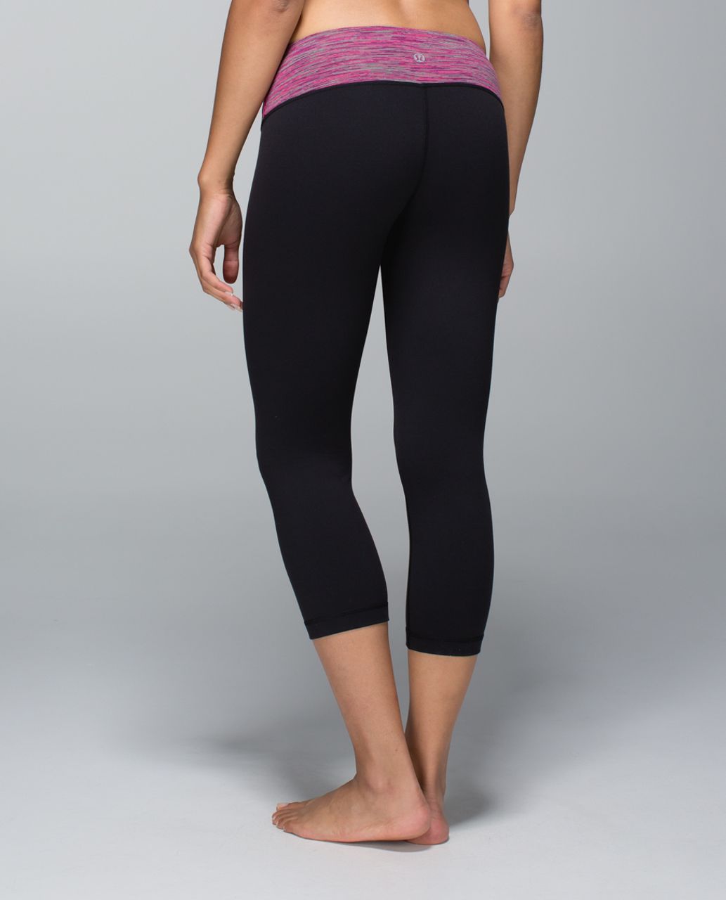 Lululemon Wunder Under Crop *Full-On Luon - Black / Wee Are From Space Jewelled Magenta / Jewelled Magenta