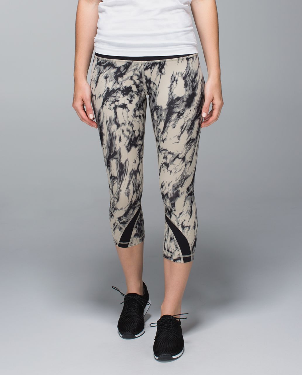 Lululemon Run:  Inspire Crop II *All Luxtreme (Print) - Great Granite Black Mojave Tan / Black