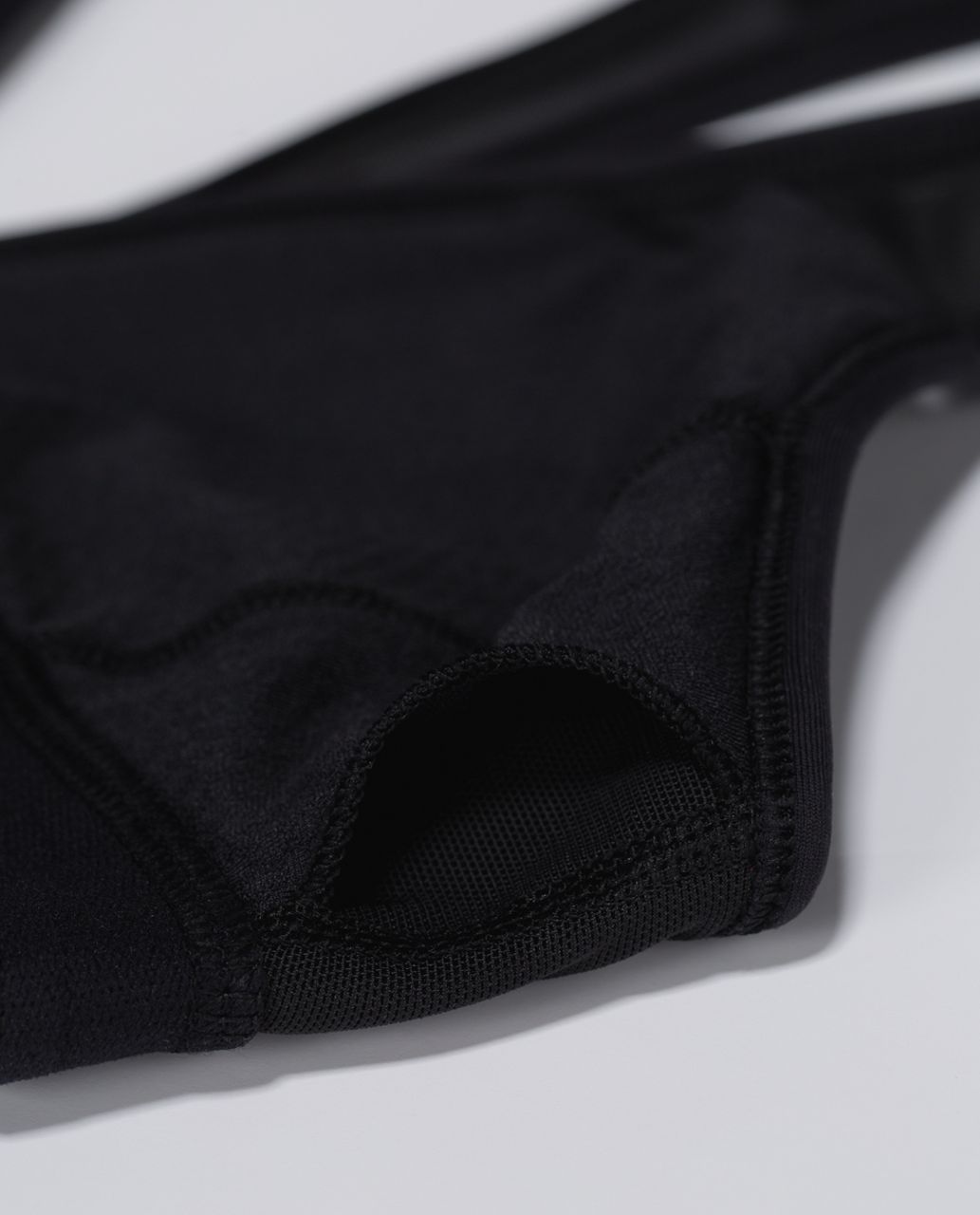 Lululemon Easy Breath Bra (First Release) - Black