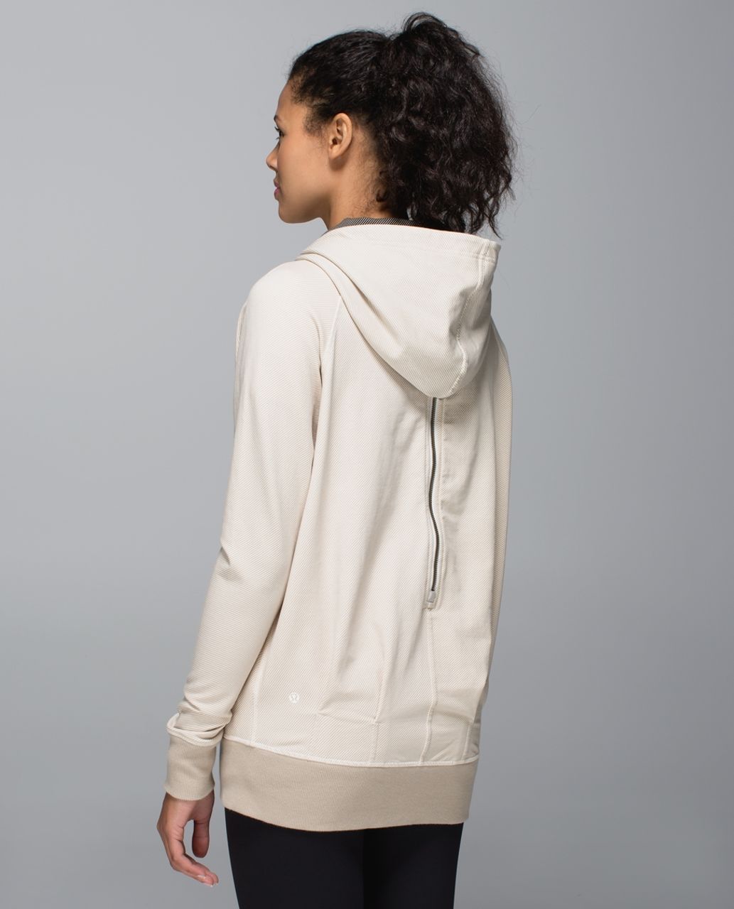 Lululemon Womens Rollin with my Omies Hoodie Size 8 Mojave Tan Terry Back  Vented