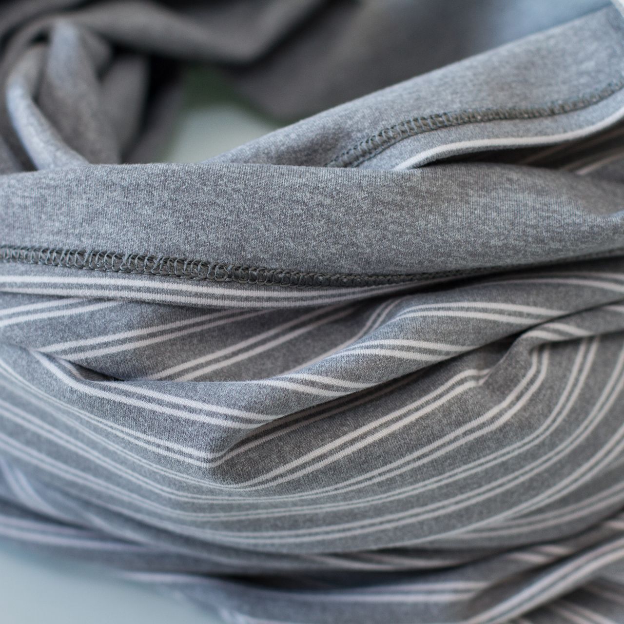 Lululemon Vinyasa Scarf *Rulu - Double Trouble Stripe Neutral Blush Heathered Slate / Heathered Slate