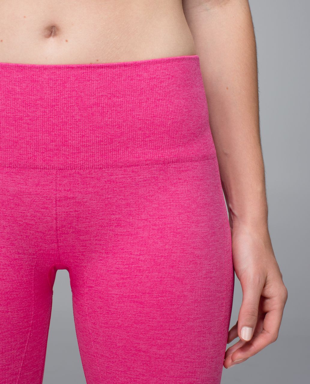 Lululemon In The Flow Crop II - Heathered Jewelled Magenta