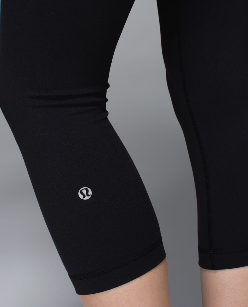 Lululemon Wunder Under Crop *Full-On Luon - Black / Su14 Quilt 18