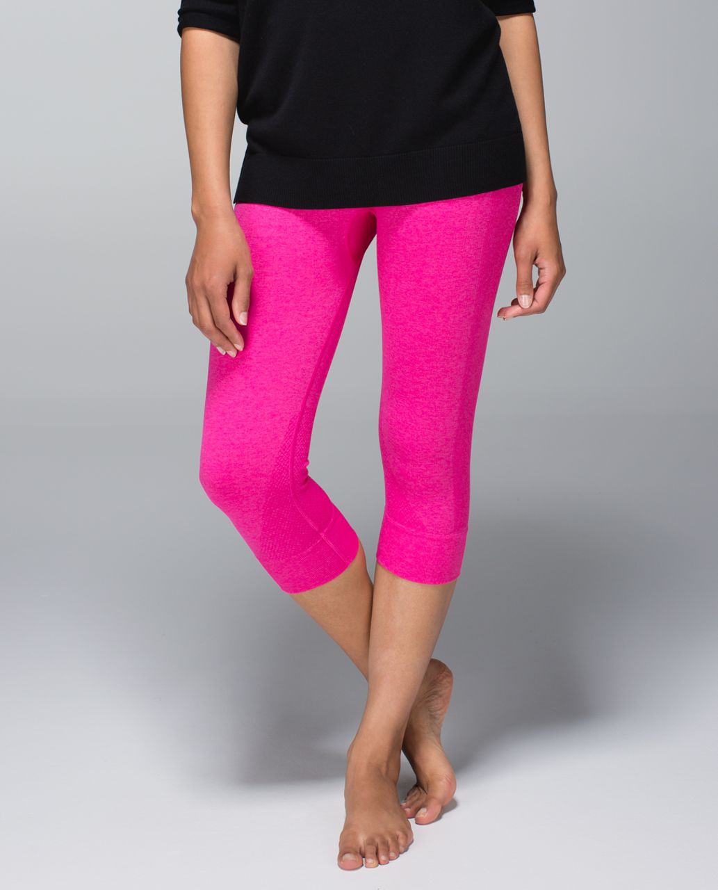 Lululemon Seamlessly Street Crop - Jewelled Magenta