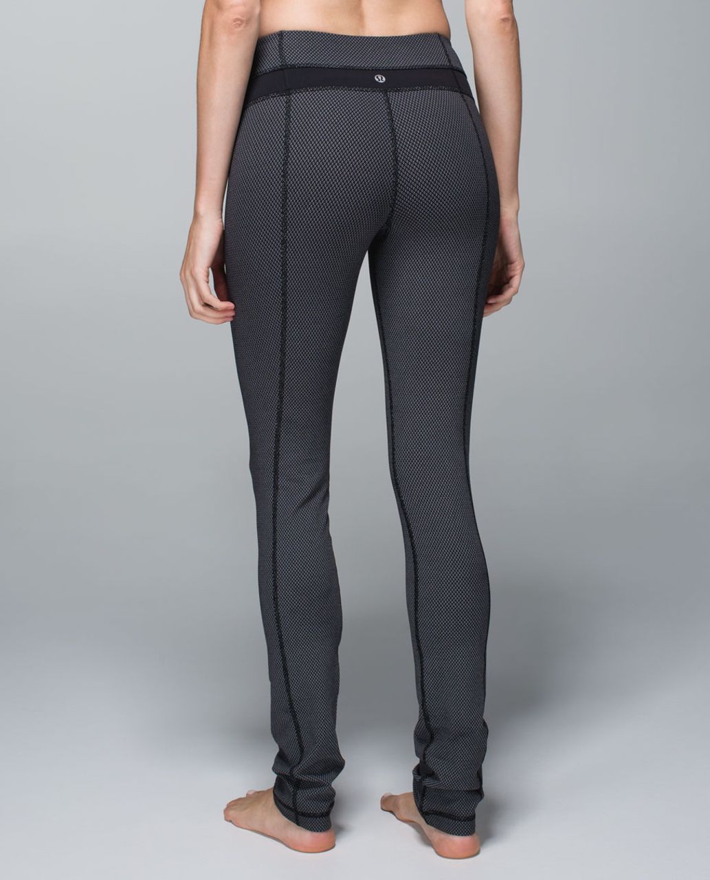 Lululemon Skinny Groove Pant (Print) - Diamond Dot Black White / Black