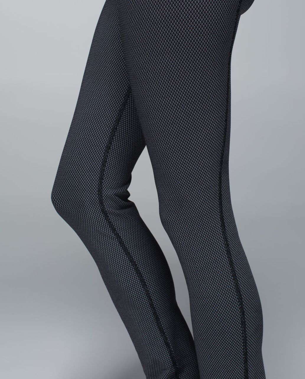 Lululemon Skinny Groove Pant Black size 2 - $25 - From Kimberly