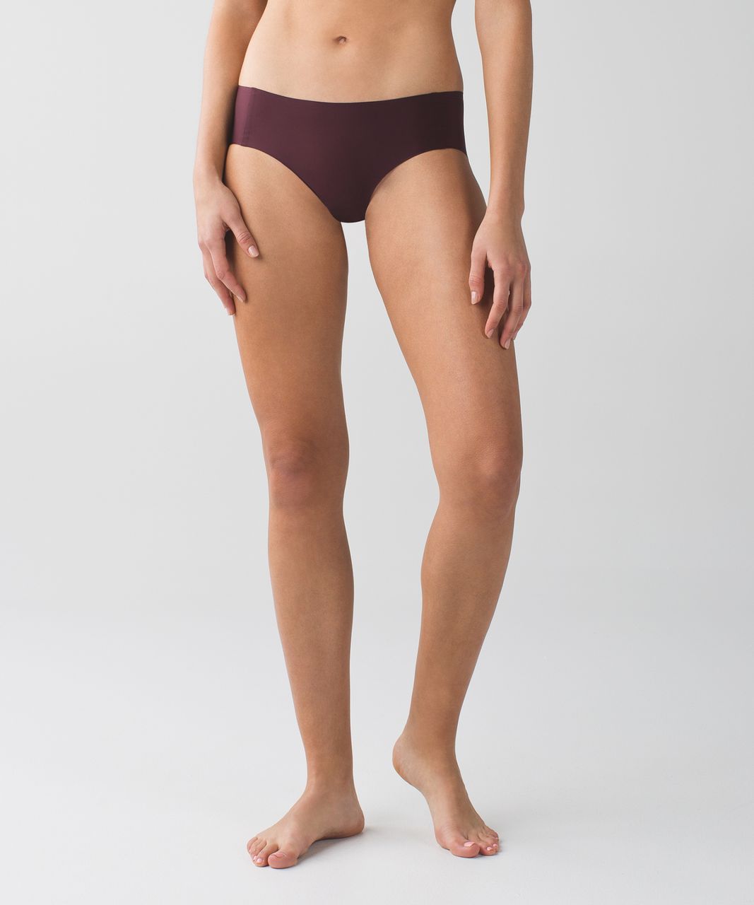 Lululemon Light As Air Hipster - Bordeaux Drama