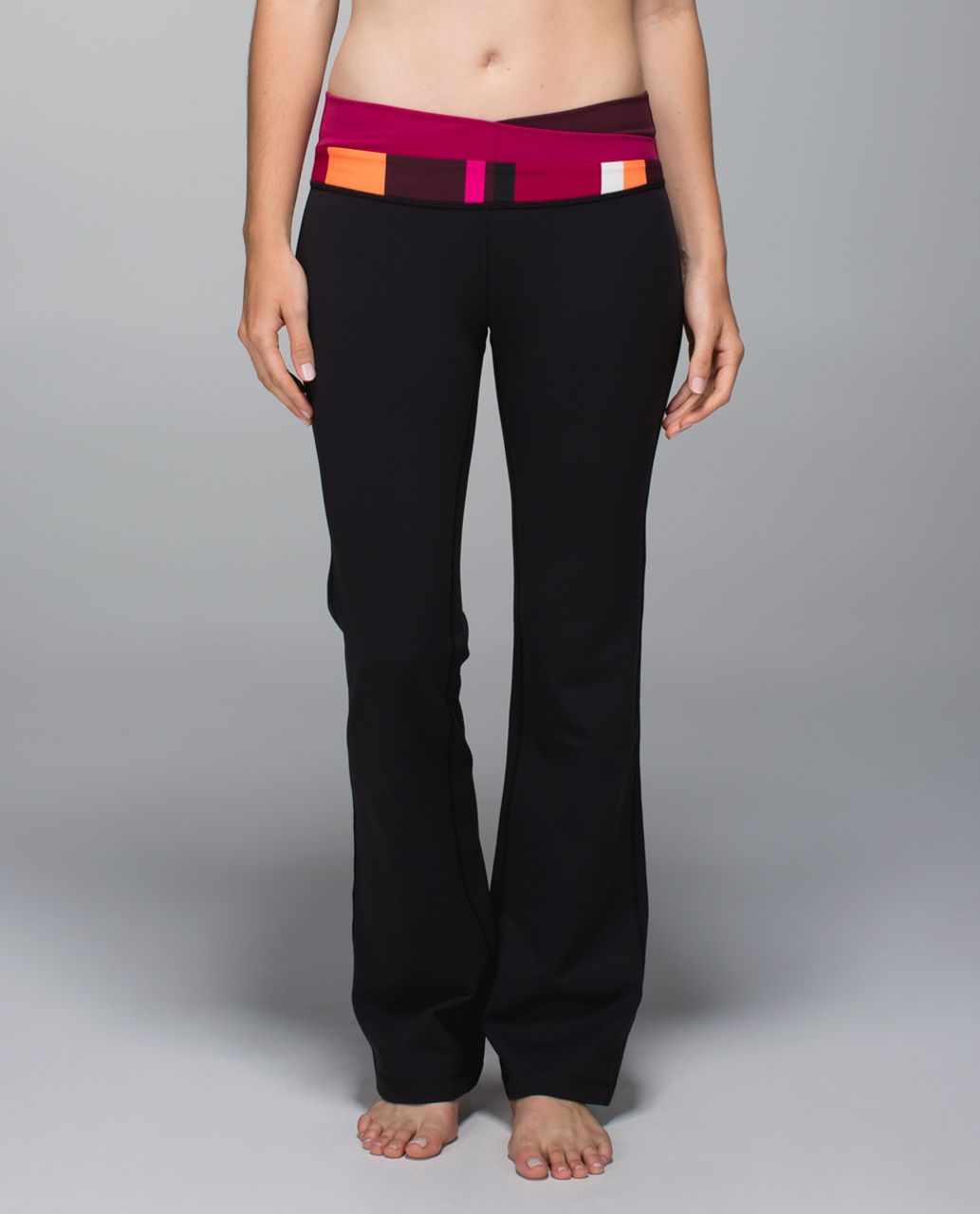 Lululemon Astro Pant *Full-On Luon (Regular) - Black / Bordeaux Drama / Blossom Stripe Bumble Berry Ghost