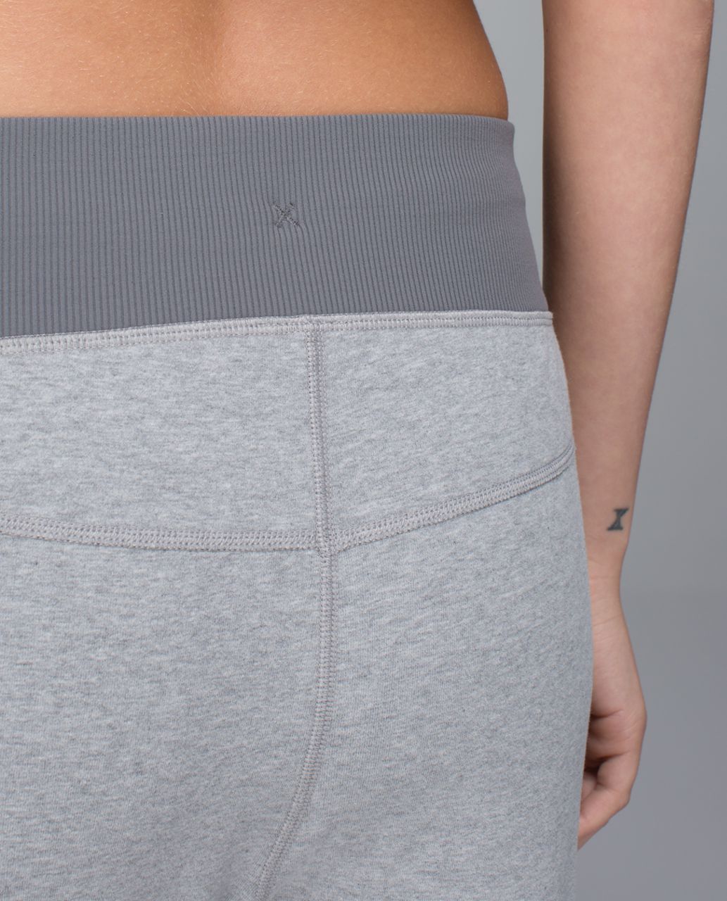 Lululemon Free Fall Crop - Heathered Medium Grey / Slate