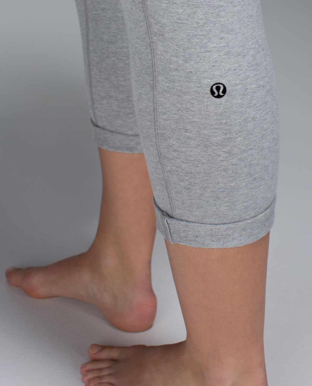 Lululemon Free Fall Crop - Heathered Medium Grey / Slate