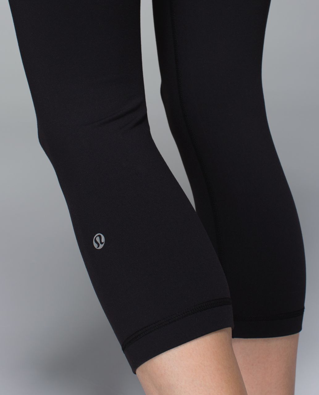 Lululemon Astro Wunder Under Crop II - Black