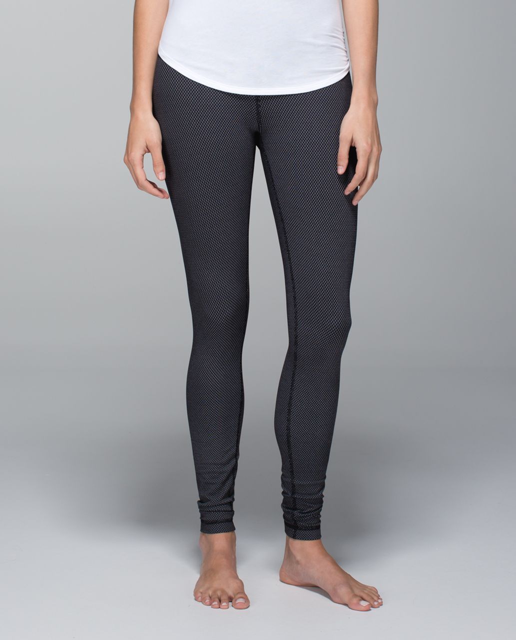 Lululemon Wunder Under Pant *Print (Roll Down) - Diamond Dot Black White -  lulu fanatics